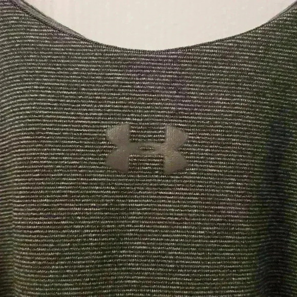 Women's Under Armour workout top Sz Lg - Picture 3 of 4
